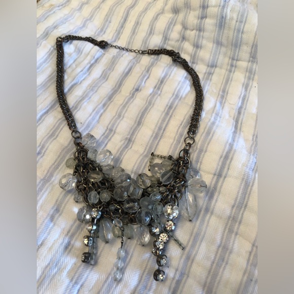 Assorted necklaces - Picture 14 of 16